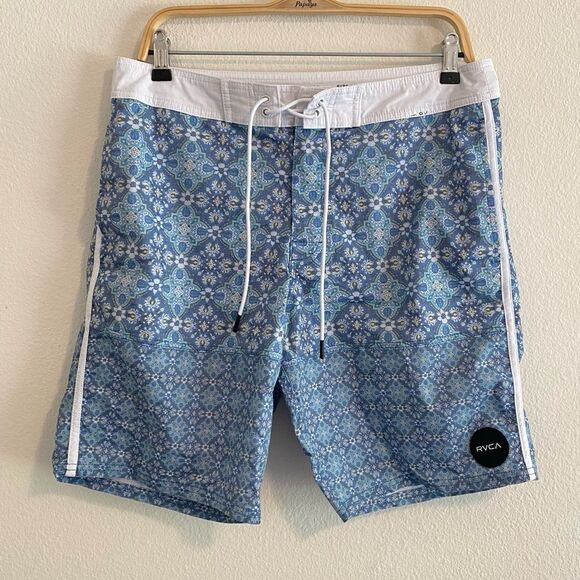 RVCA Morris Board Shorts Swim Trunks Sz 32 Mid Length 19" Blue Paisley - Picture 4 of 10